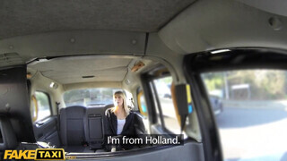 Vonzó fiatalos szöszi holland milf mami a taxiban kúr - Eroticnet