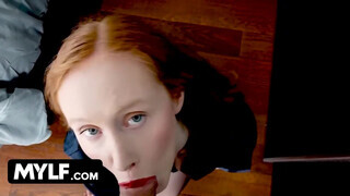 Lenina Crowne a vörös hajú gigantikus mellű tinédzser milf imádja a brutális dárdát - Eroticnet