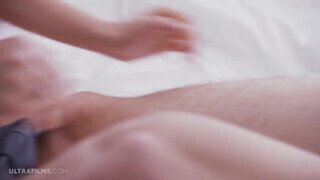 Az ágyban kamagyolnak egy szépet, szenvedélyesen - Eroticnet