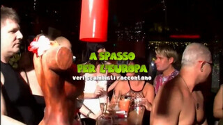 Amatőr olasz xxx videó érett és tinédzser swinger párokkal - Eroticnet