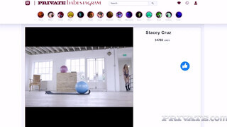 Stacy Cruz a sportos tinédzser gigászi didkós csajszika a személyi edzővel kúr - Eroticnet