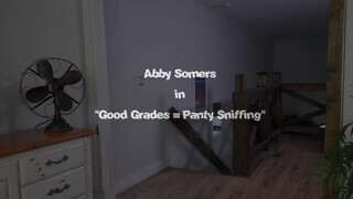 Abby Somers a nagyméretű csöcsű mostoha anya és a nevelő fia titokban hancuroznak - Eroticnet