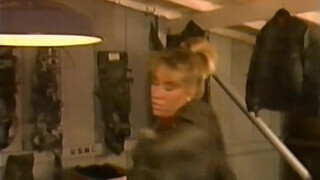 Hot Gun (1986) - Magyar szinkronos vhs teljes sexvideo durva akció jelenetekkel - Eroticnet