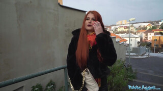 Gia Tvoricceli a vörös hajú tini kurva örül a orbitális faroknak - Eroticnet