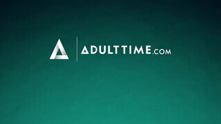 Madi Collins a sovány tinédzser csajszi öregebb nővel sezxel - Eroticnet