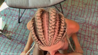 Anastangel a mutatós fonott hajú orosz csajszika kezelésbe veszi a fügyit - Eroticnet