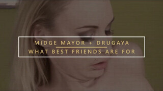 Midge Mayor és Drugaya a kerek sovány milfek egymásnak esnek - Eroticnet