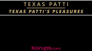 Texas Patti a hatalmas mellű kívánatos milf kényezteti a punciját - Eroticnet