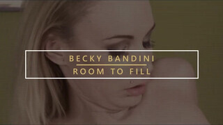 Becky Bandini a termetes keblű milf hancúrozik a fiatalabb pasassal - Eroticnet